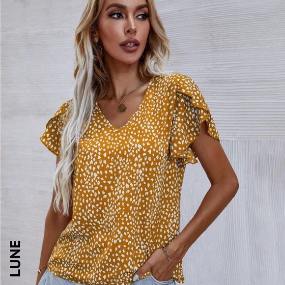 Multiple Flutter Sleeve Ruffled Blouse - Picture 8 of 13